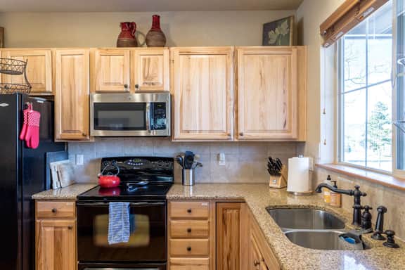 Spacious Mountain Haven|Summer Fun at Granby Ranch - Image 5