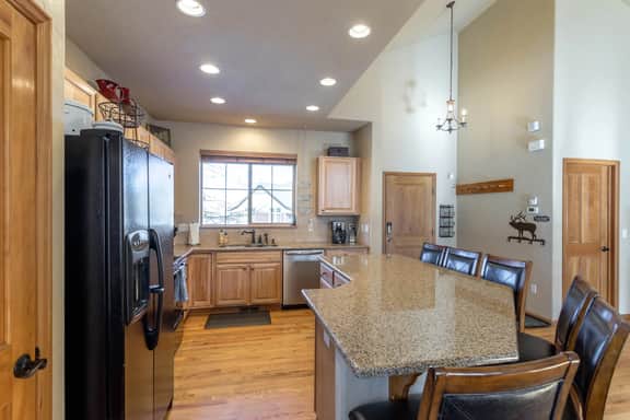 Spacious Mountain Haven|Summer Fun at Granby Ranch - Image 4