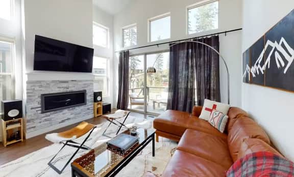 Luxury Winter Park Condo| 2 Bed/ 2 Bath - Image 3