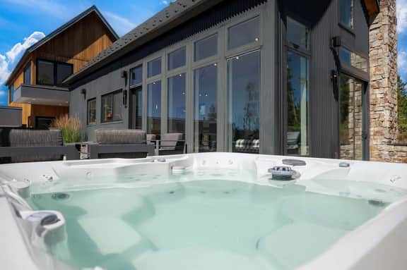 Ridgeline Retreat | Modern 4BR, Big Mountain Views - Image 2