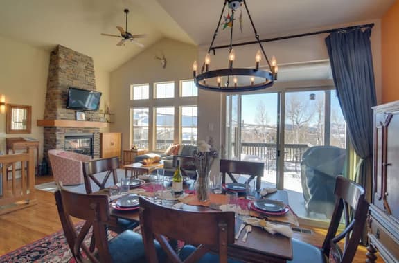 Cozy 3 Bed! Right on the Slopes! - Image 1